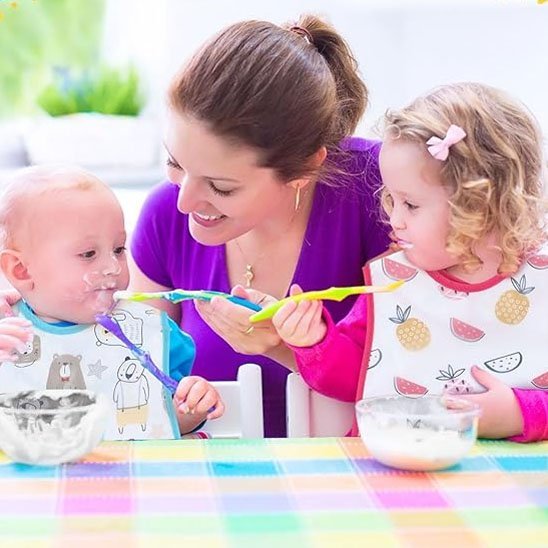 bavoir-bébé-pratique-confort-optimal-et-impermeable-printemps