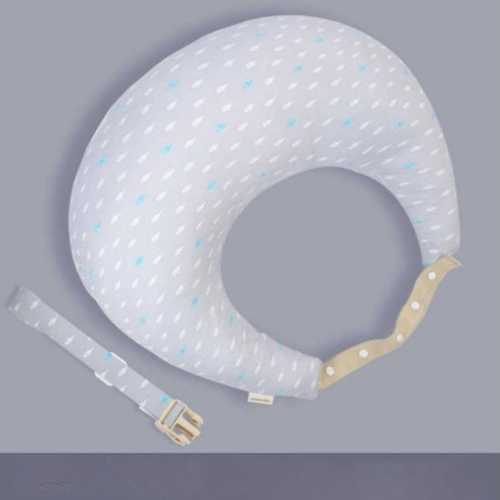 coussin d'allaitement poisson sur fond blue clair BabyLuxo Bleu