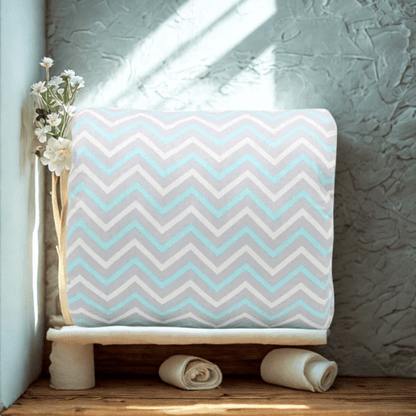 coussin d'allaitement rayures sur fond gris cozyhug