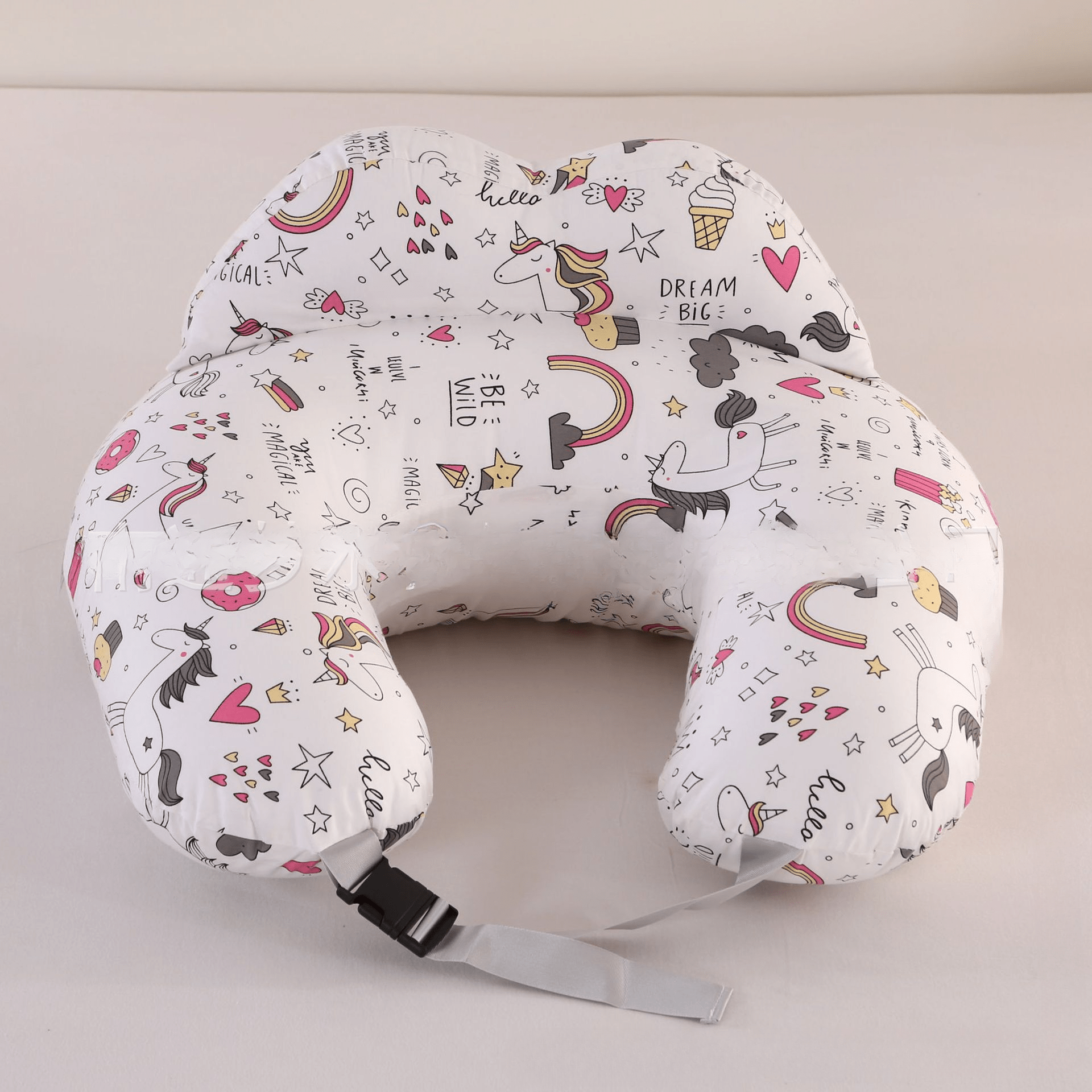 coussin de maternité licornes Nubbly Blanc