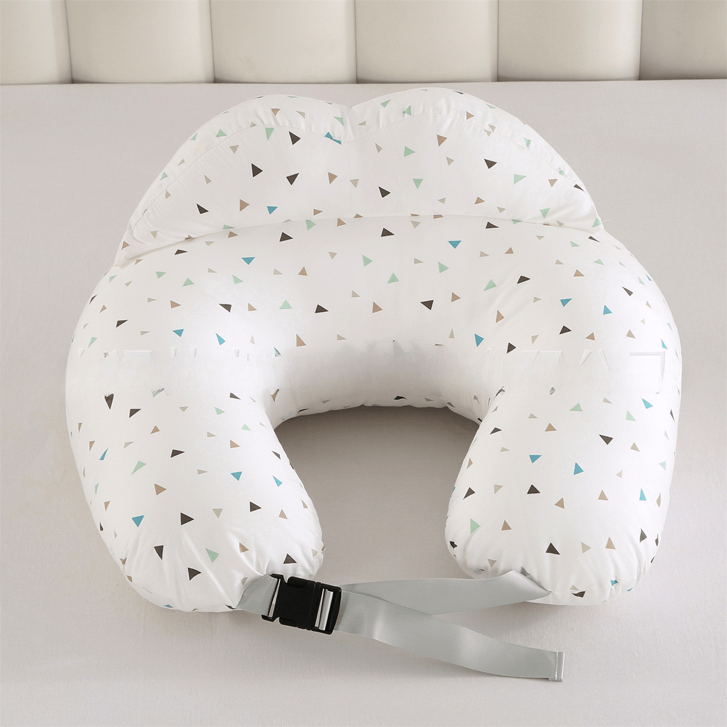 coussin de maternité triangles Nubbly Blanc