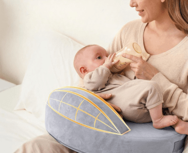 COUSSIN D ALLAITEMENT bébé stable avec barrière de sécurité MAMOVA